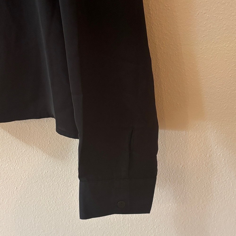 Kittenish Fringe Button Down- NWT! - Picture 4 of 10